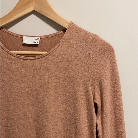 Aritzia // Wilfred Odile Longsleeve T-Shirt Dress - Picture 2 of 9